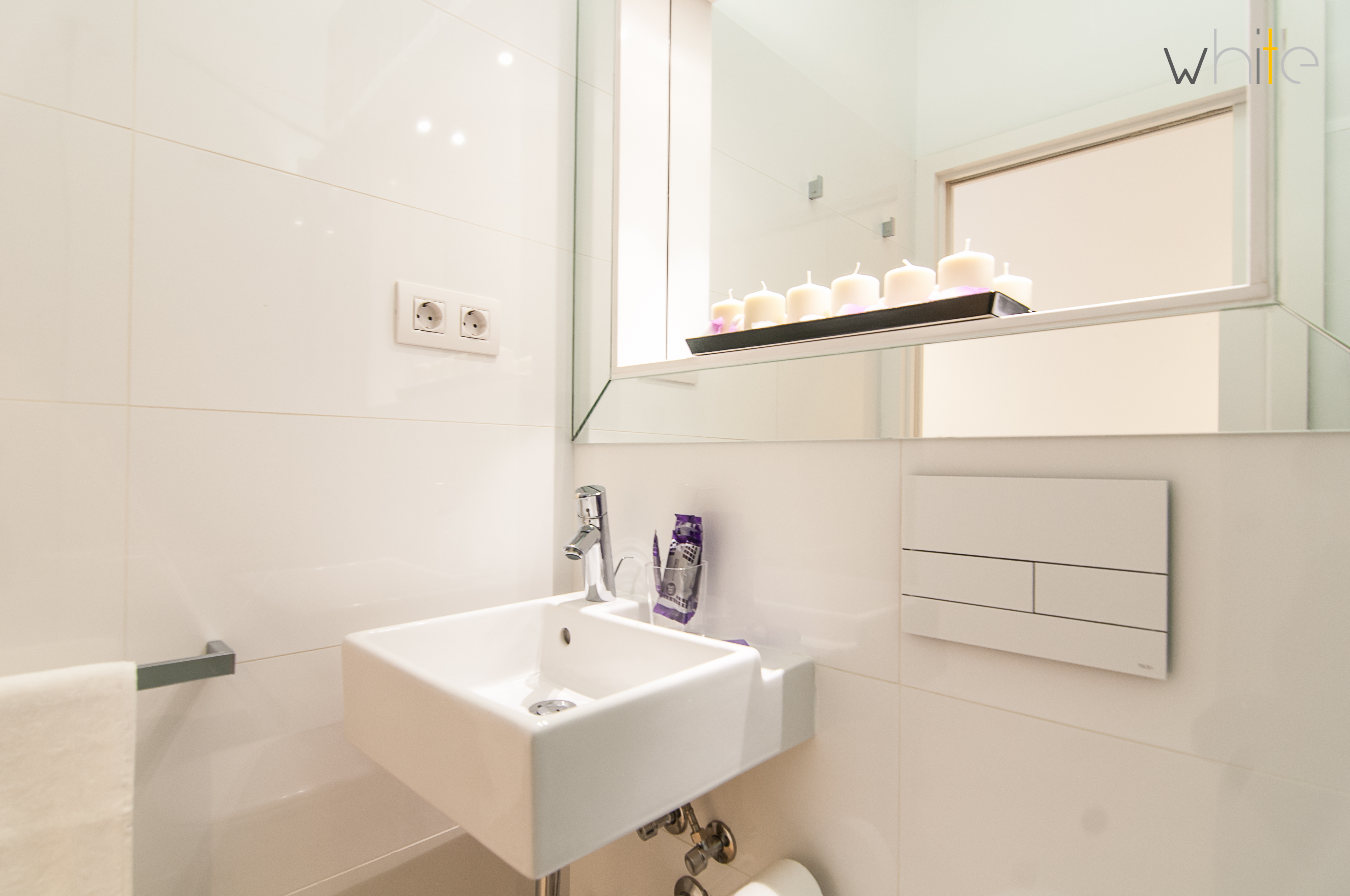 WHITE GRAN VIA interiorismo pepenietostudio
