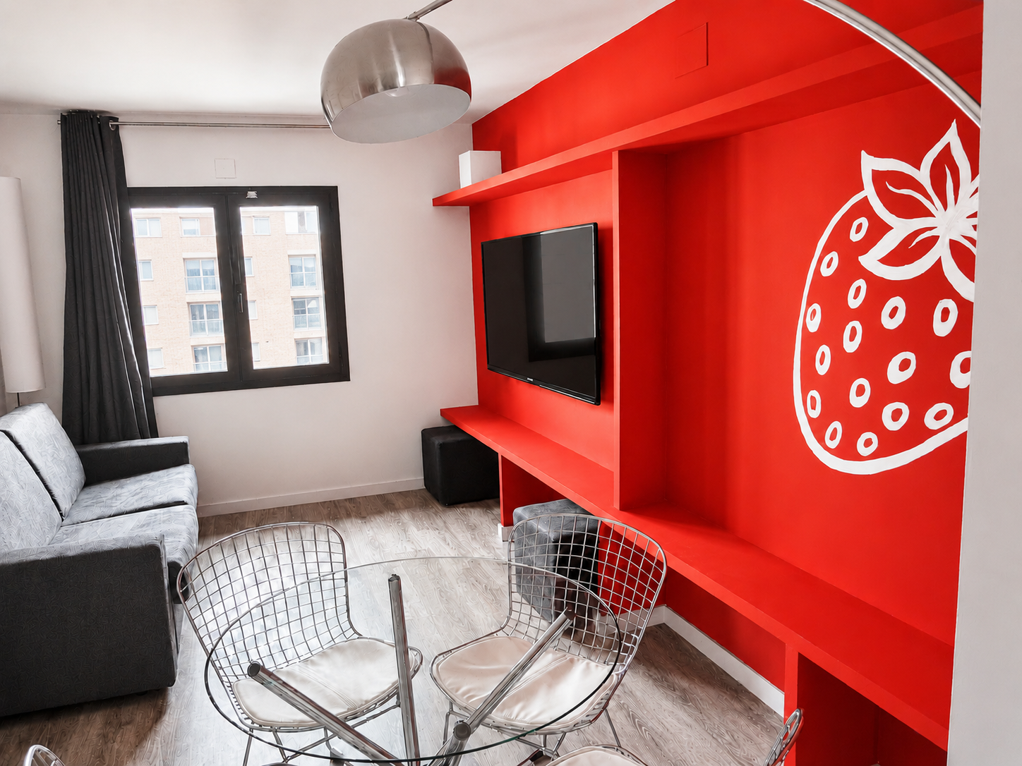 Strawberry interiorismo pepenietostudio