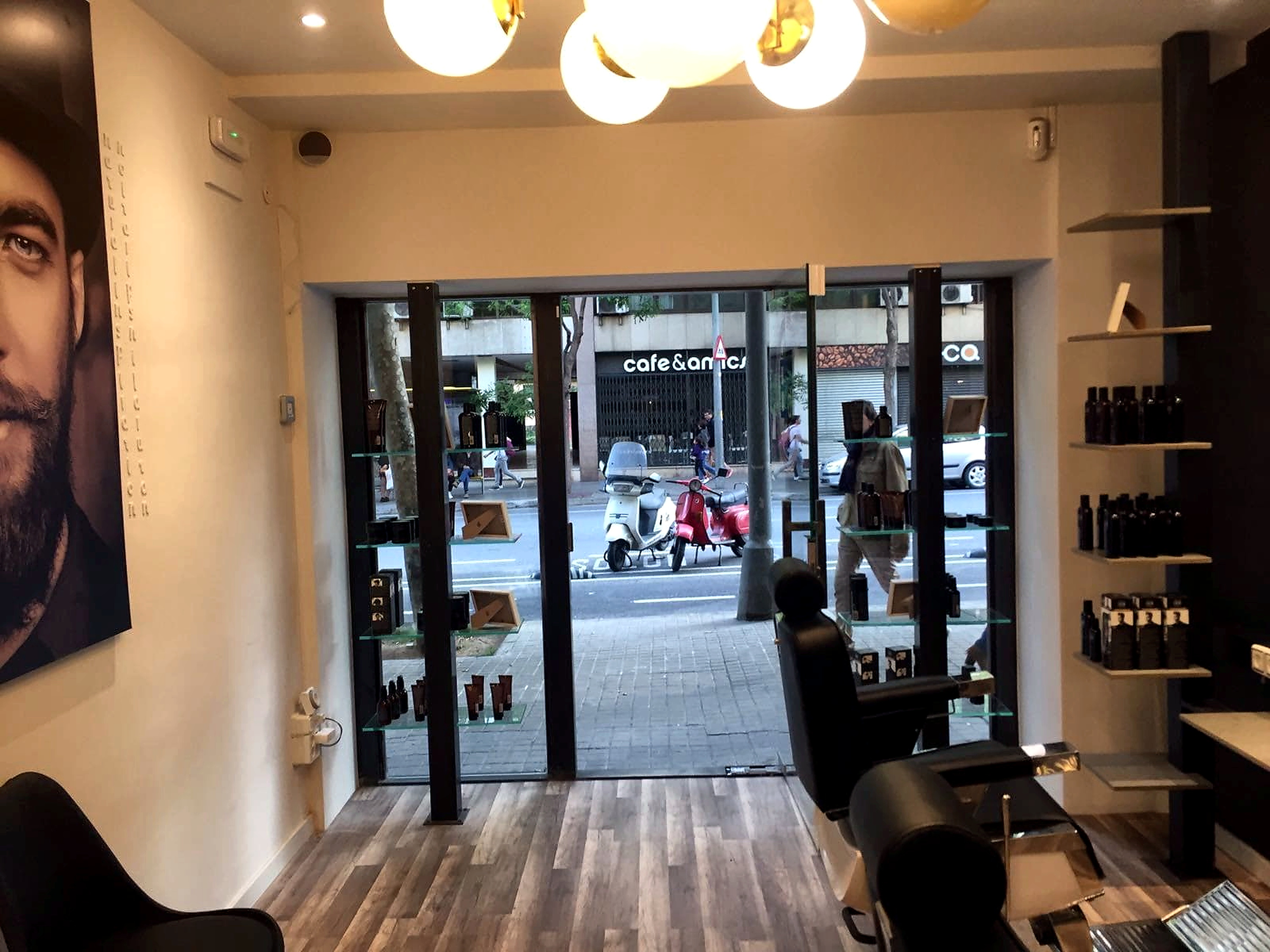 Barberia interiorismo pepenietostudio
